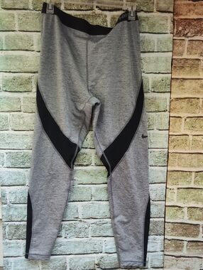 Nike Pro Hyperwarm Plus Size Gray Workout Leggings, 1X